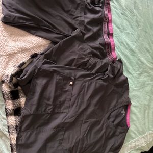 Med Couture scrub set xl